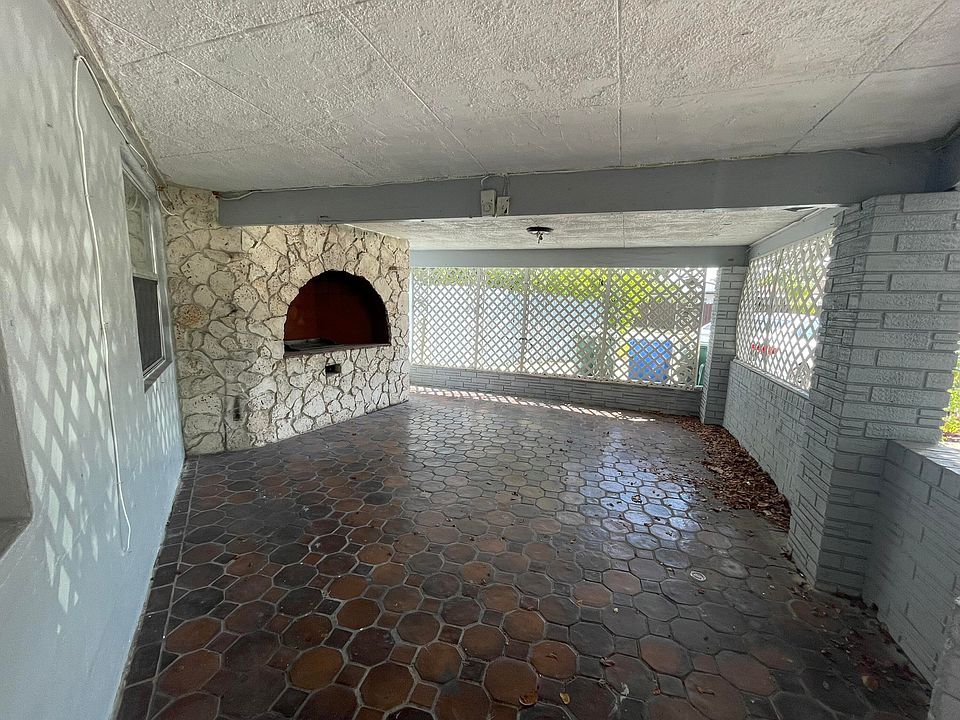 1st image of 3361 NE 16th Ave #1