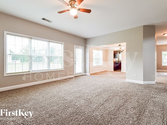 5th image of 6303 Spring Cove Dr