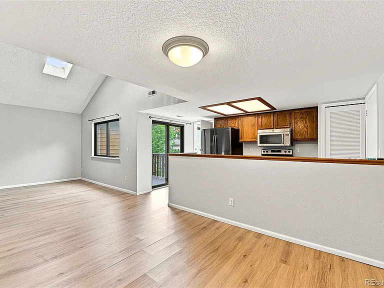 6242 Willow Ln — Photo 14