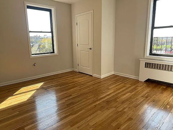 5th image of 44-10 Macnish St #3G