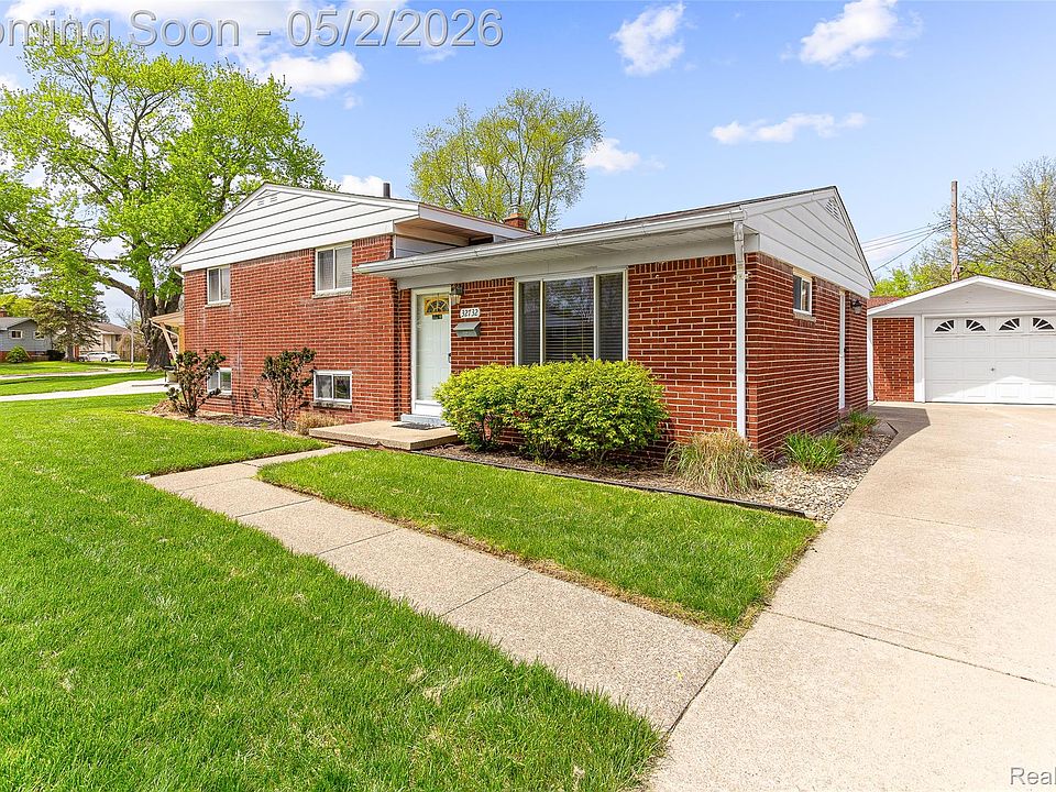 1st image of 32732 Comanche St
