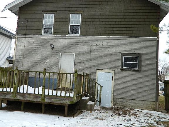 4th image of 138 W Parkwood Ave