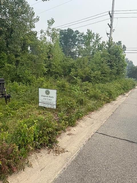 1st image of 23287 Golfview Dr
