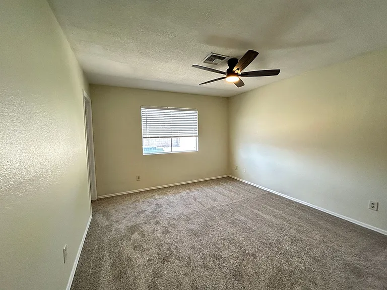 9002 W Malapai Dr — Photo 12