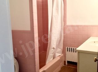 590X9 Centre St #9, Jamaica Plain, MA 02130