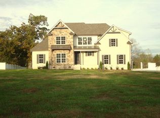 5572 Baker Rd, Murfreesboro, TN 37129