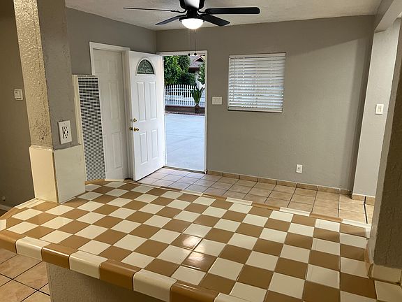 Kitchen island table.