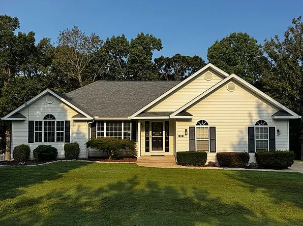 301 Winchester Dr, West Plains, MO 65775