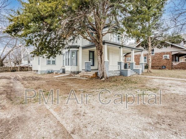 911 W Central Ave, El Dorado, KS