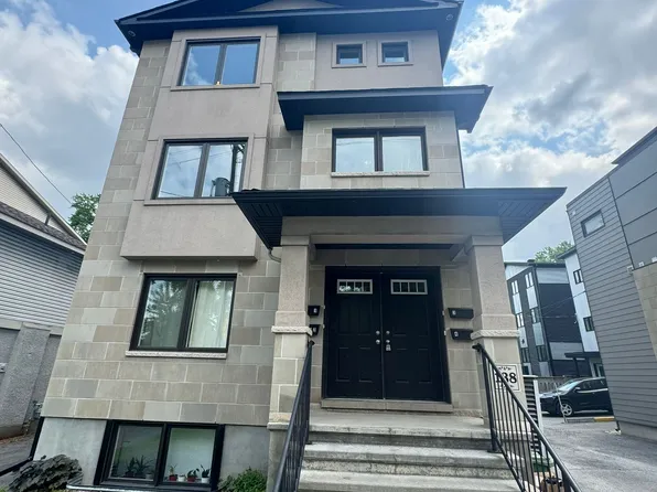 138 Lees Ave #2, Ottawa, ON K1S 0C4