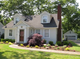 163 Woodhull Ave, Riverhead, NY 11901