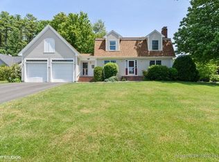 36 Evergreen Farms Rd, Scarborough, ME 04074