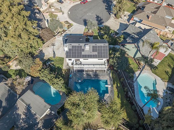5th image of 510 N Tilden Ct