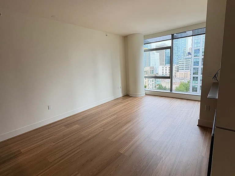820 Blanchard St #1606 — Photo 26