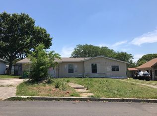 240 Christine Dr, San Antonio, TX 78223