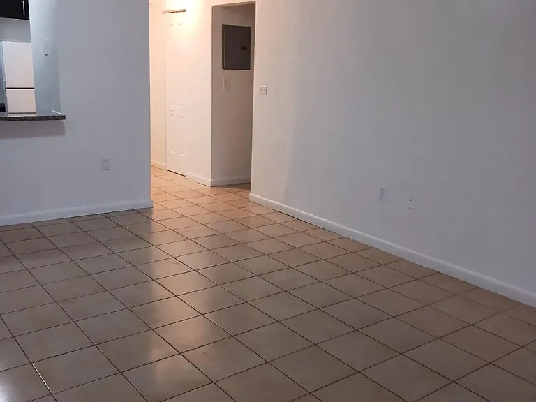 1015 NW 45th Ave #103 — Photo 10