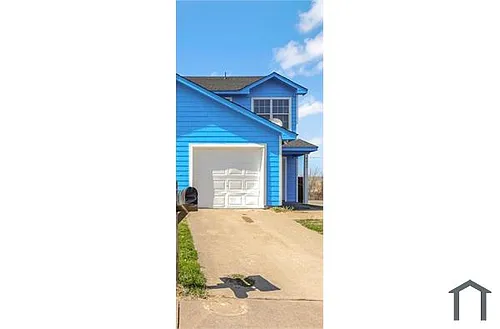 4600 Alamosa St Photo 1