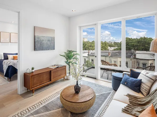 322 Lincoln Rd #2B, Brooklyn, NY 11225