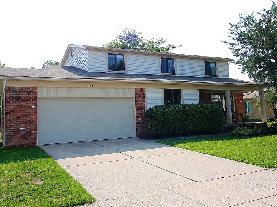 1st image of 7068 Camelot Dr