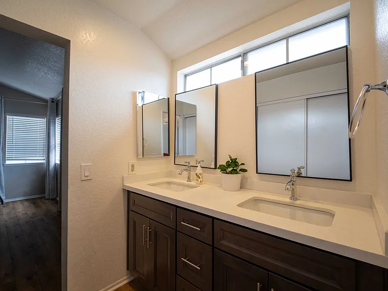 3625 Meadowlark St — Photo 25