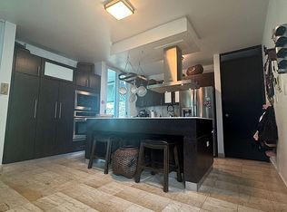 Petunia #Q5, San Juan, PR 00927