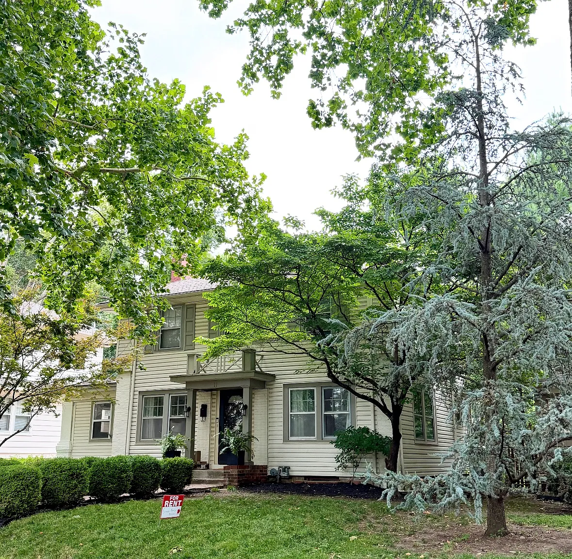 4 bed, 2.5 bath, 2000 sqft, $3,500 — Photo 1