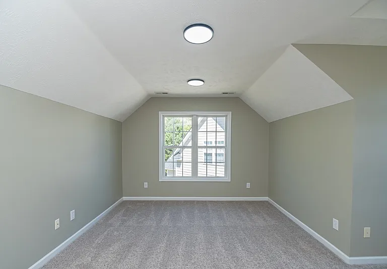 3401 Connection Dr — Photo 11