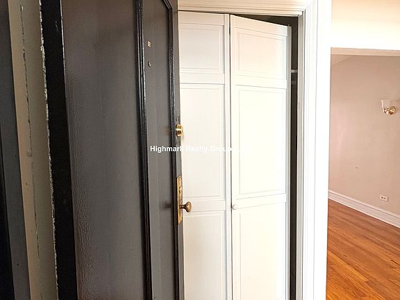 5th image of 1368 W Estes Ave #1AS