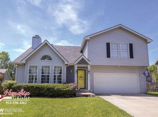 1021 N Lincoln St, Olathe, KS 66061