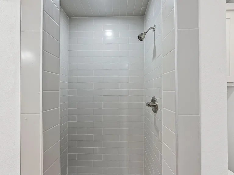 14902 North Cres #1200 — Photo 19