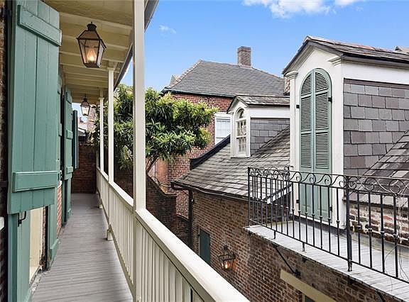 2nd image of 731 Saint Ann St