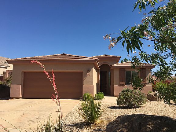 3rd image of 2929 E Black Stone Cir