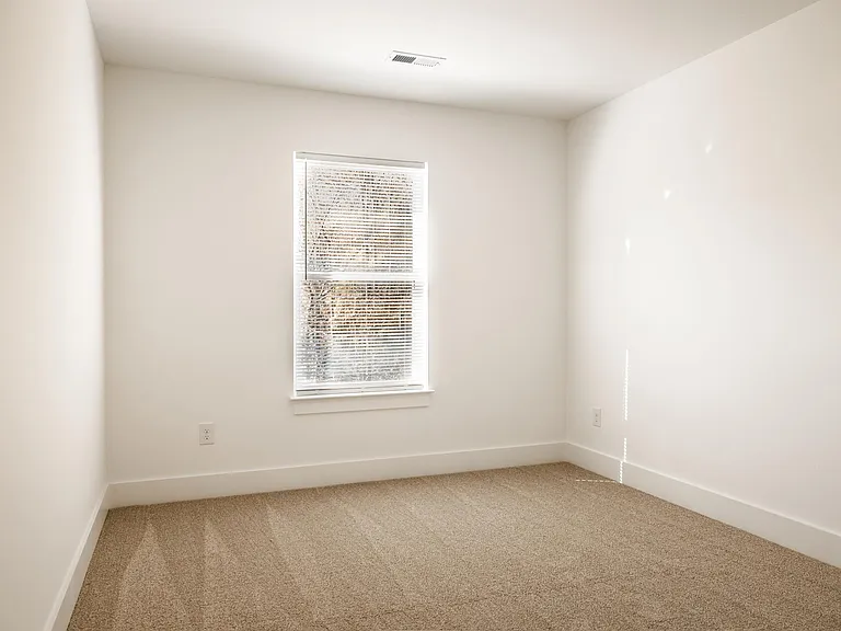 527 Nova Ln — Photo 17