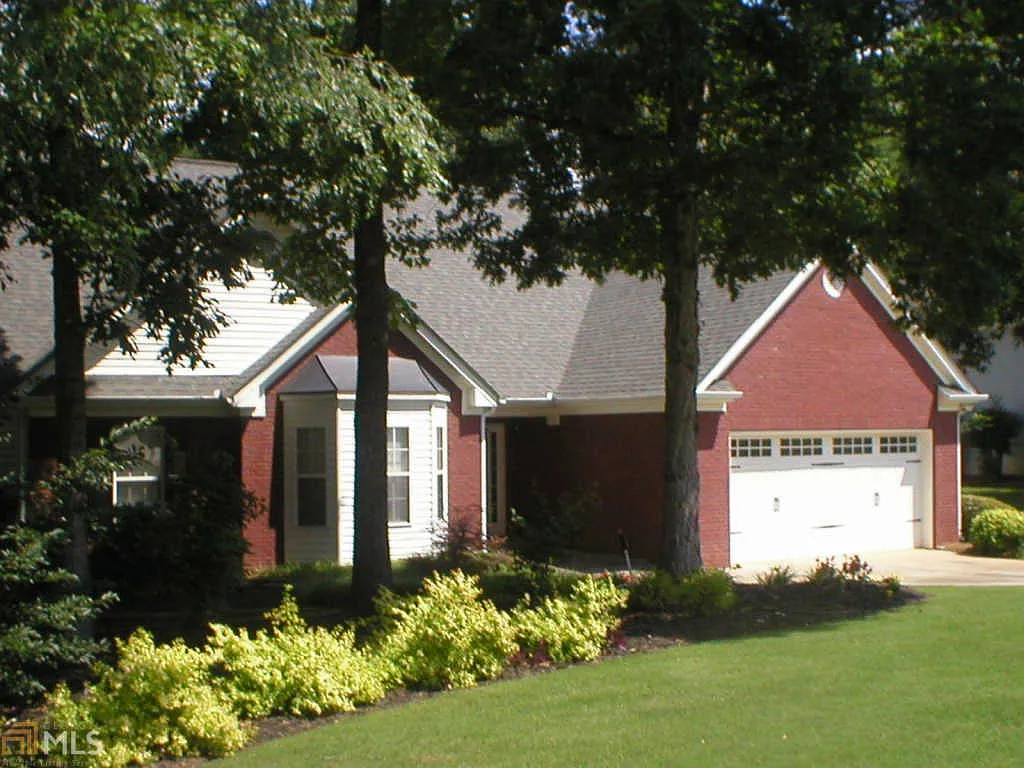 1023 Monticello Dr photo 1