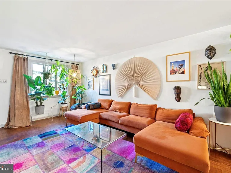 4572 Manayunk Ave — Photo 7