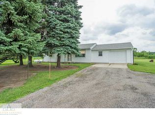 701 S Smith Rd, Owosso, MI 48867