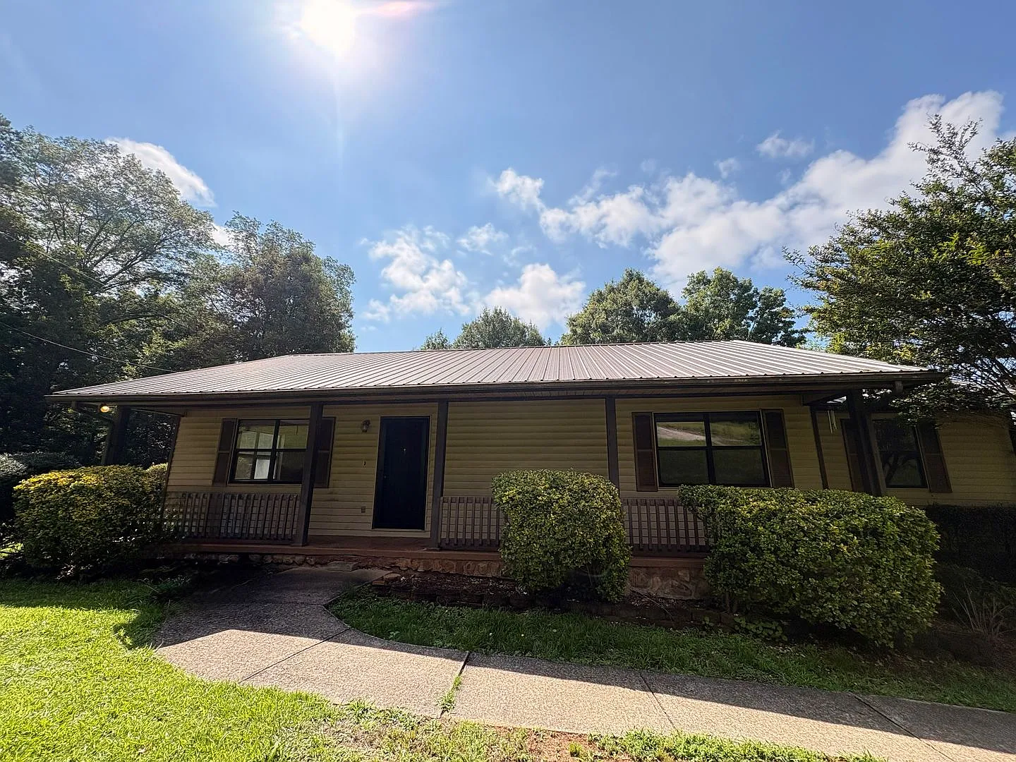901 Locke Drive, Oxford — Photo 1