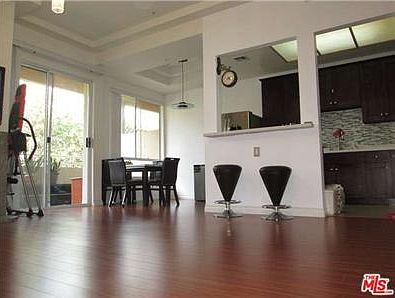 2nd image of 4943 Rosewood Ave APT 204