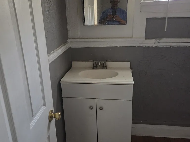 10702 Bryant Ave #1 — Photo 5