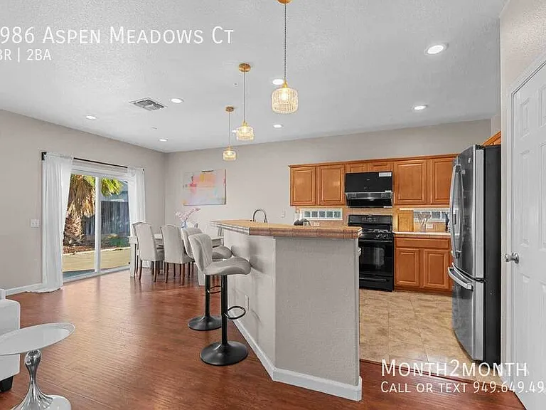 9986 Aspen Meadows Ct — Photo 8