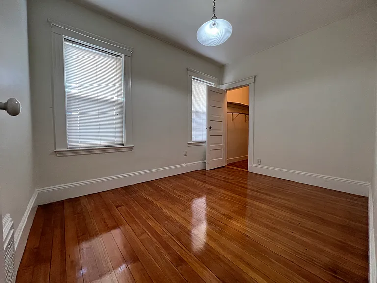 132 Buttonwood St #2 — Photo 8
