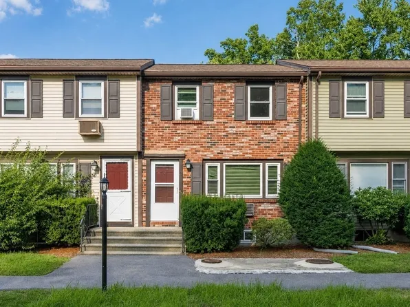 20 Washington St APT 3-6, North Easton, MA 02356