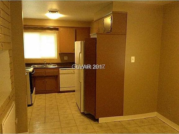4th image of 3612 Fortune Ave