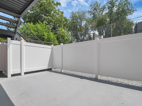 5th image of 216 Boerum St #2B
