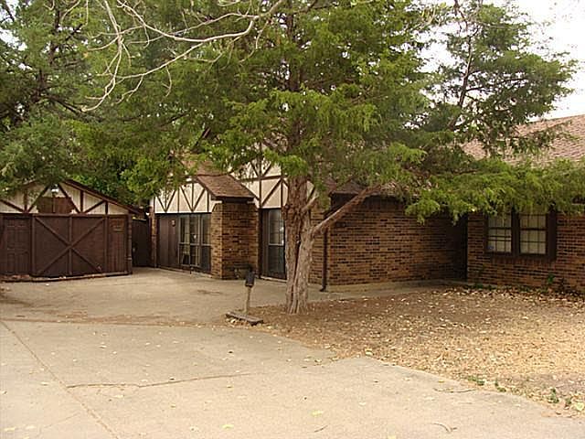 1st image of 3248 Matthews Dr #A