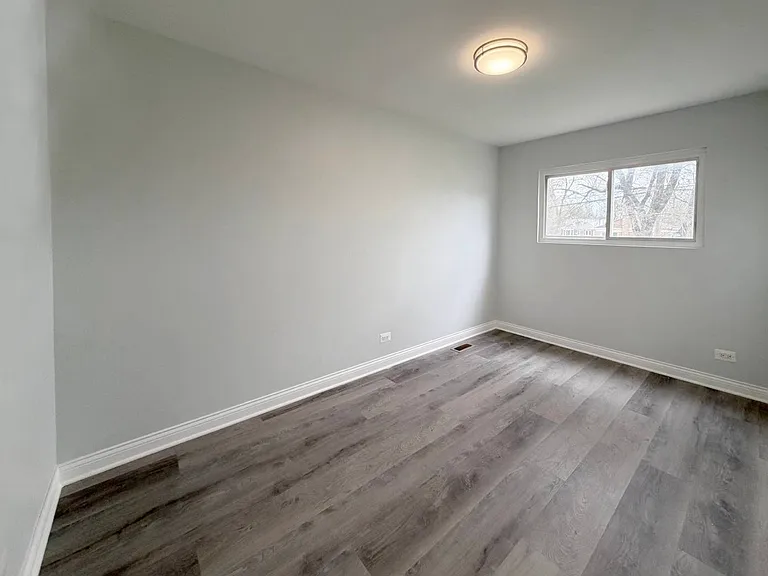11361 S Racine Ave — Photo 15