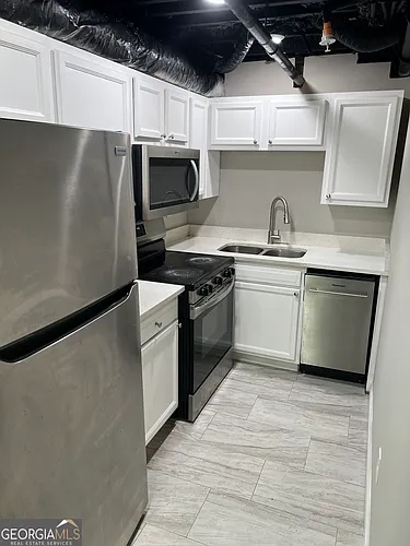 1255 Pine Ave #3 Photo 1