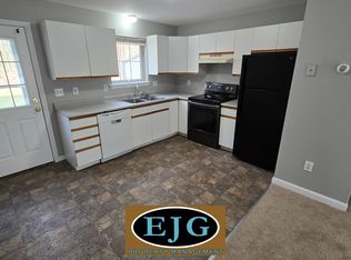3 Ham Rd #4, Epping, NH 03042