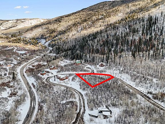 5th image of 398 Powder Ridge Cir