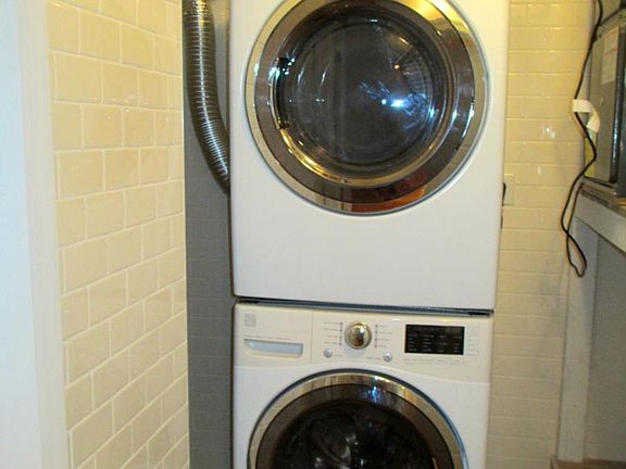 3rd image of 738 S 11th St APT 2F